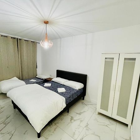 Queen Apartments Santa Coloma de Gramanet Εξωτερικό φωτογραφία