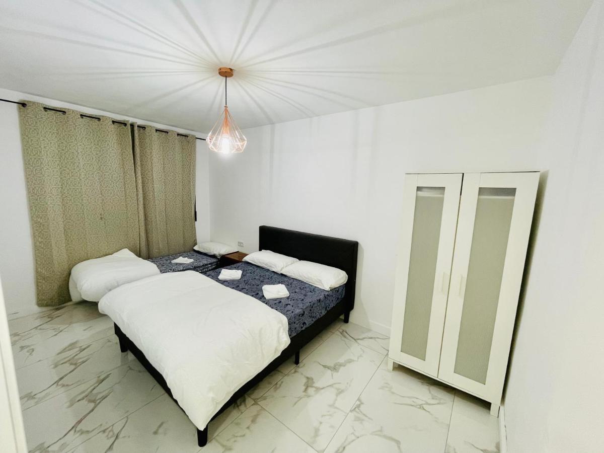 Queen Apartments Santa Coloma de Gramanet Εξωτερικό φωτογραφία